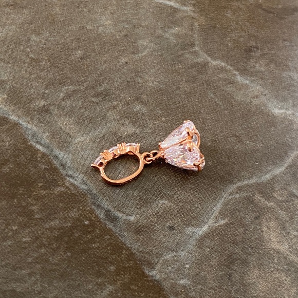 🌸 Vintage custom made 10k gold tiny tulip charm estate jewelry cute kawaii ooak - Picture 9 of 10